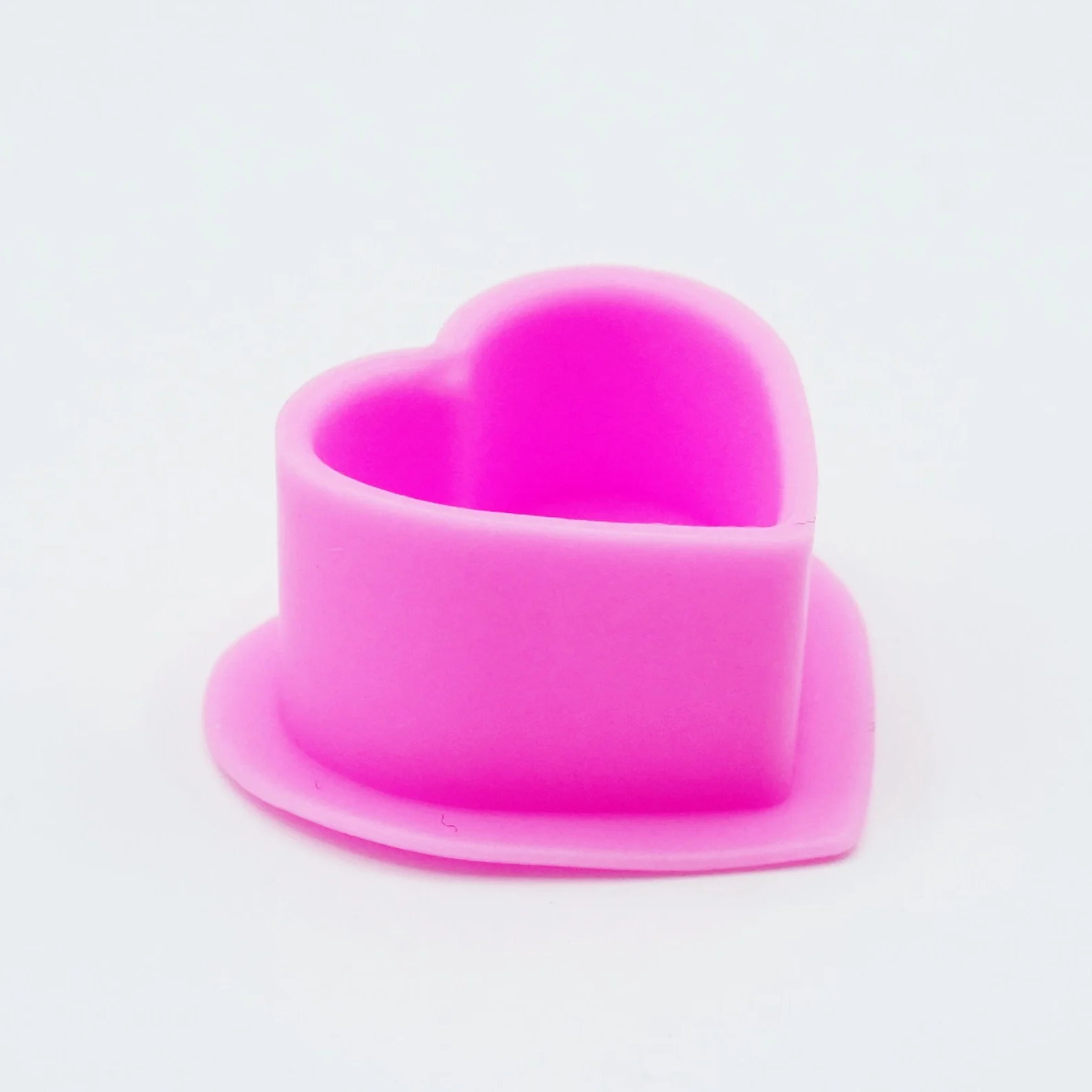 MOTH Silicone Heart Ink Caps Pink (200 pcs)