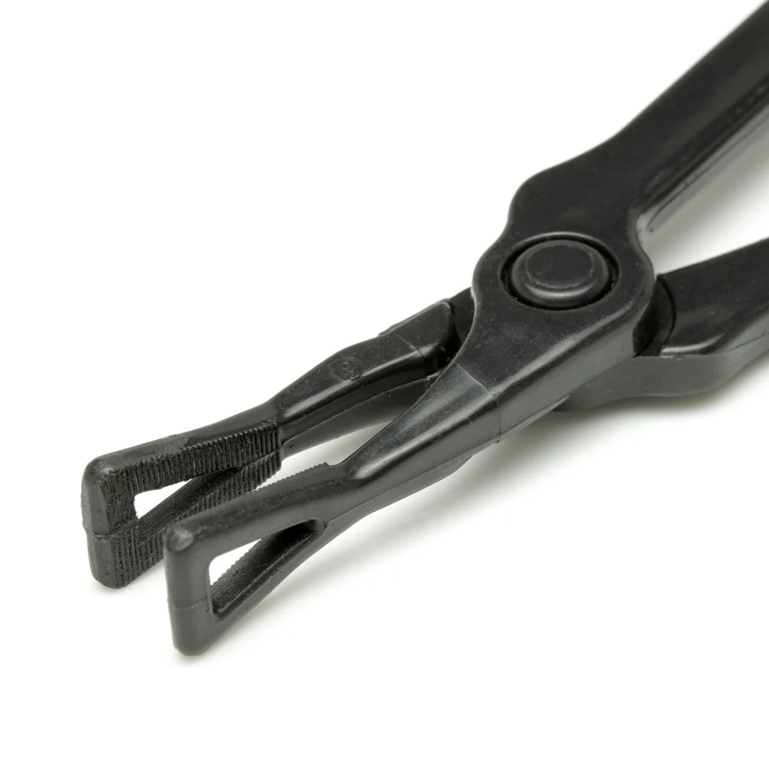 Sterilised Piercing Clamps ECO CTR Closed Triangle loose including rubber - Image 3