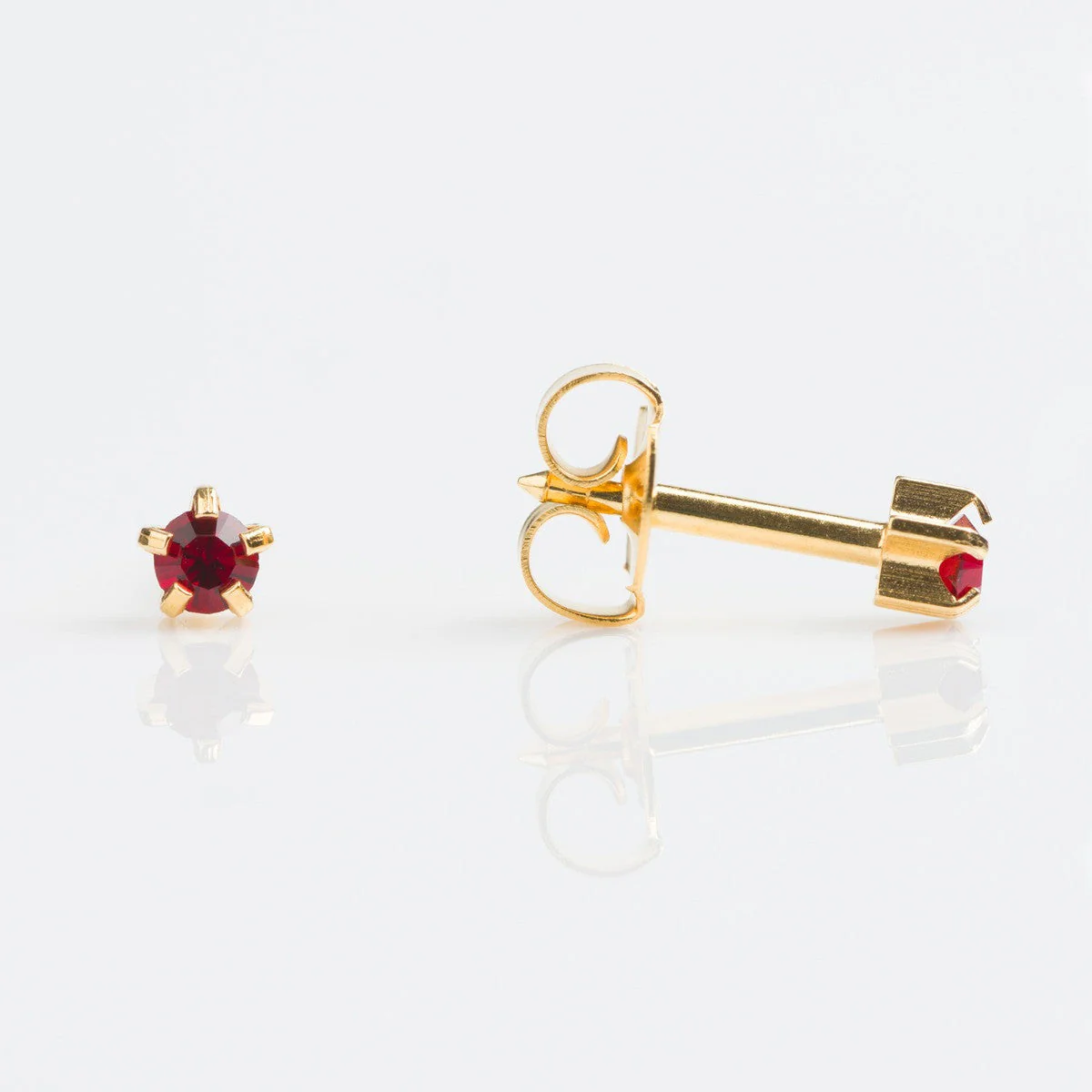 Studex Regular Gold Plated Tiffany January Studs - Pack of 12